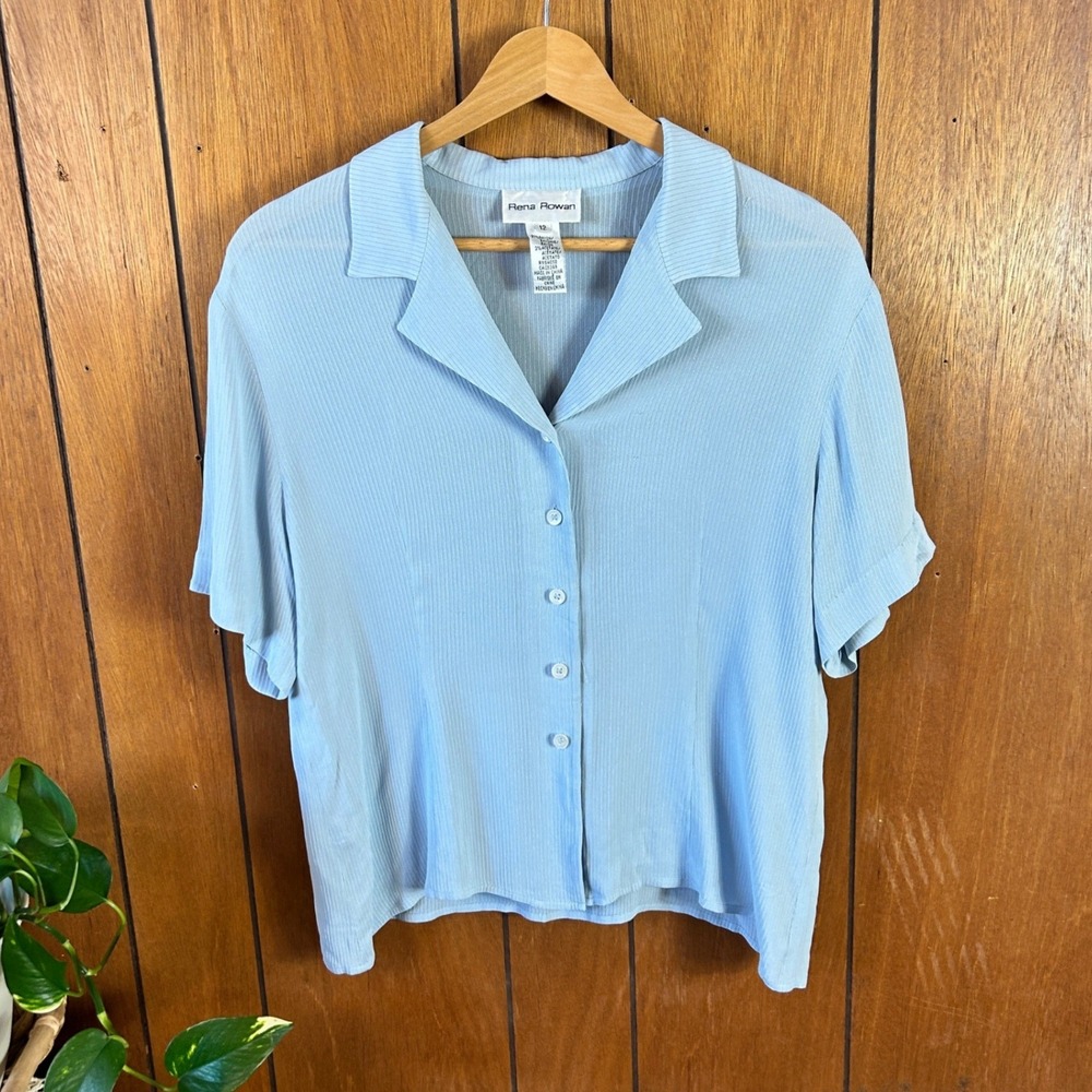 Vintage Rena Rowan Baby Blue Ribbed Short Sleeve Button Down Shirt Cottagecore